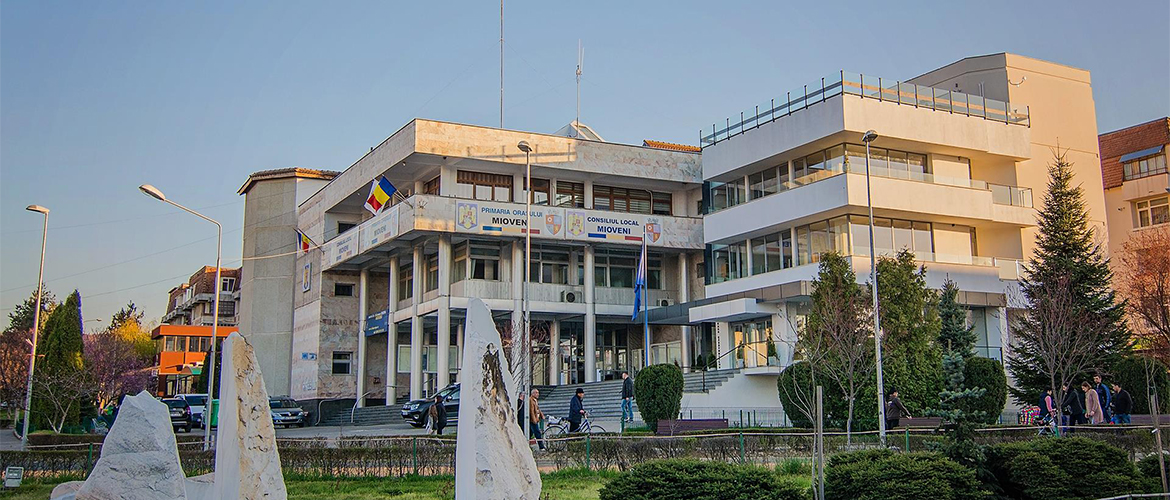 City hall Mioveni